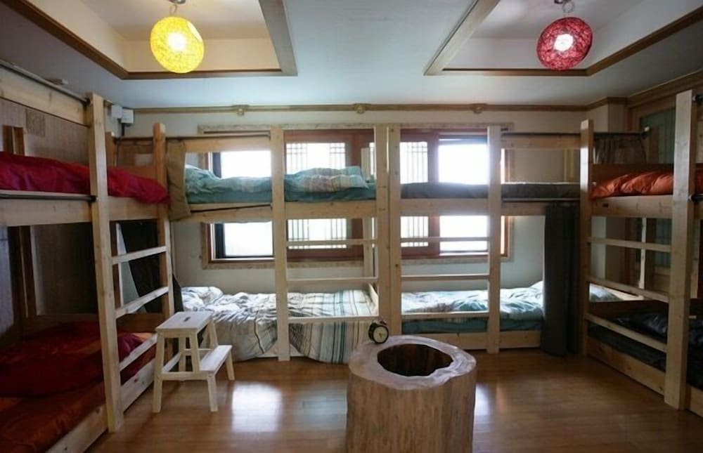 Moncher Guesthouse - Hostel 8/14