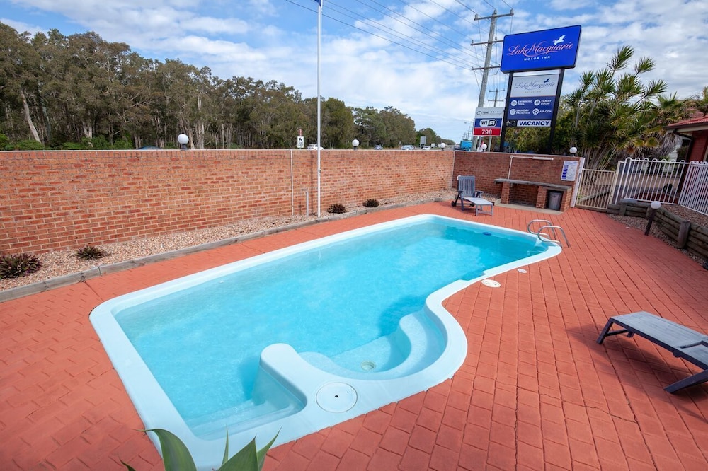Lake Macquarie Motor Inn 24/50