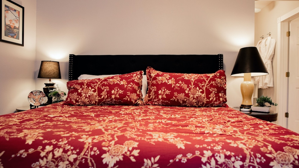 Meranova Guest Inn 9/50