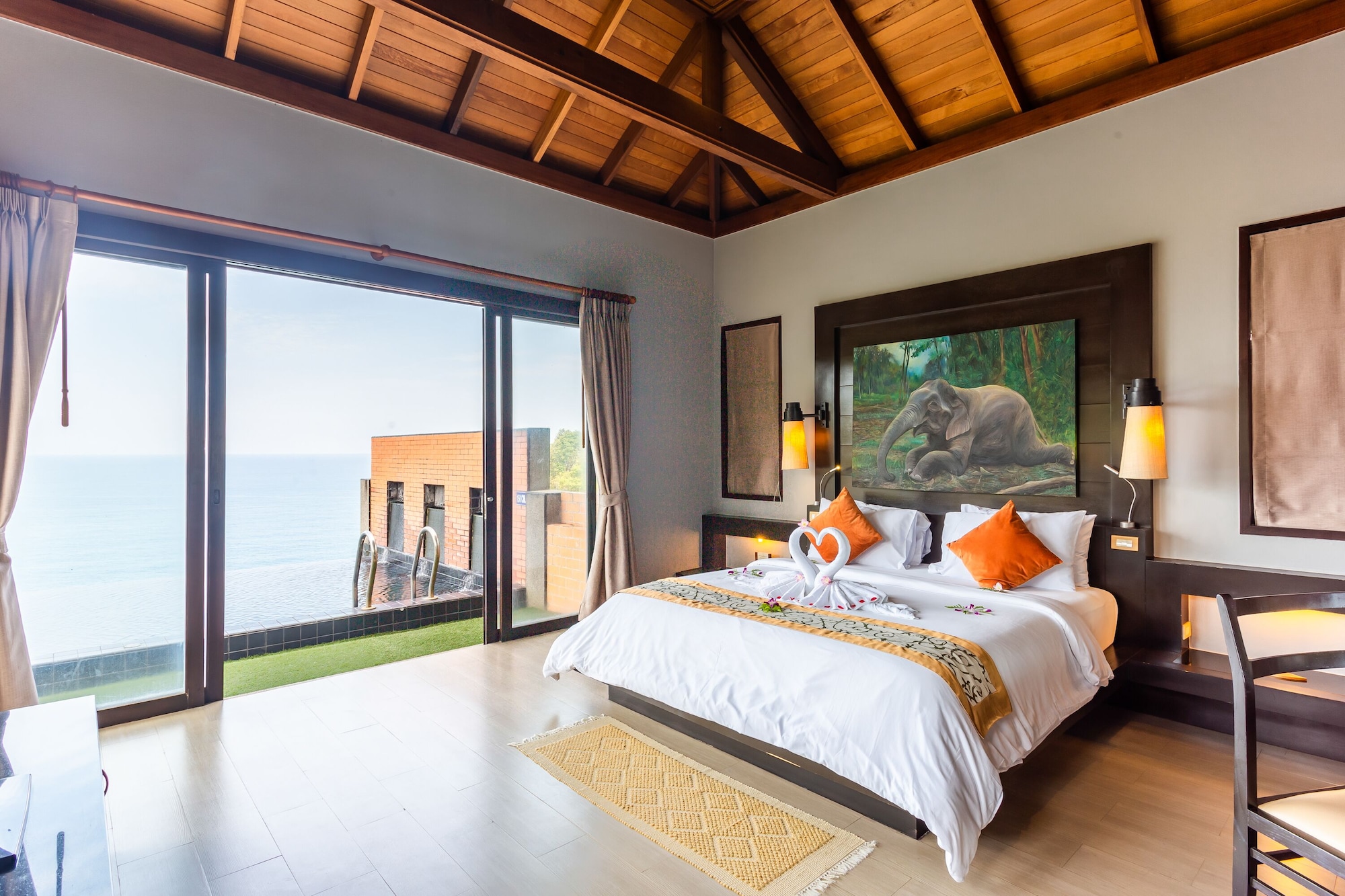 GRAND, POOL, VILLA, OCEAN VIEW