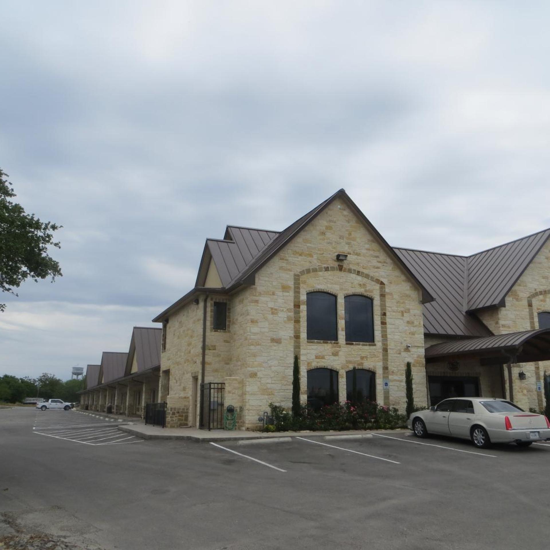 Black Gold Inn 34/43