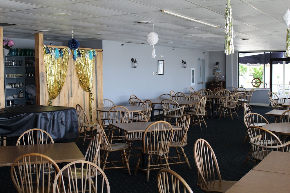 Boothbay Harbor Inn 41/69
