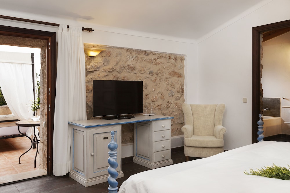 FINCA HOTEL ALBELLONS PARC NATURAL 23/70