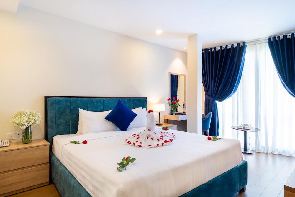 Sandals Flora Hotel 24/48