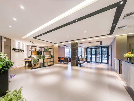 Homeinn Selected (Changyi Jiaotong Street Zhongbai building store) 9/30