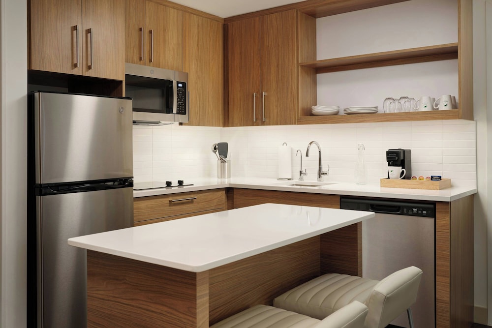 Element by Marriott Pooler Savannah Airport 38/39