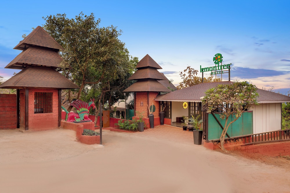 Lemon Tree Hotel Dapoli 35/50
