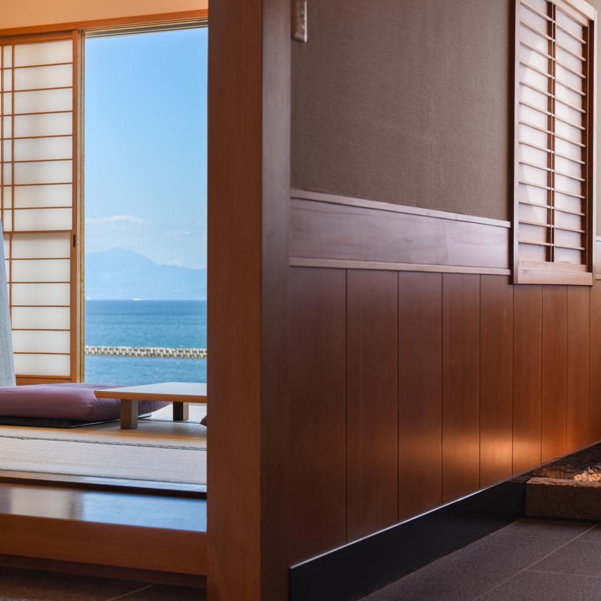 Japanese, Sea View