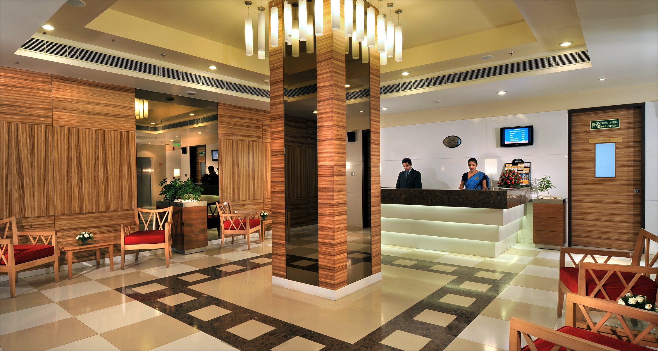 HOMETEL CHANDIGARH 5/45