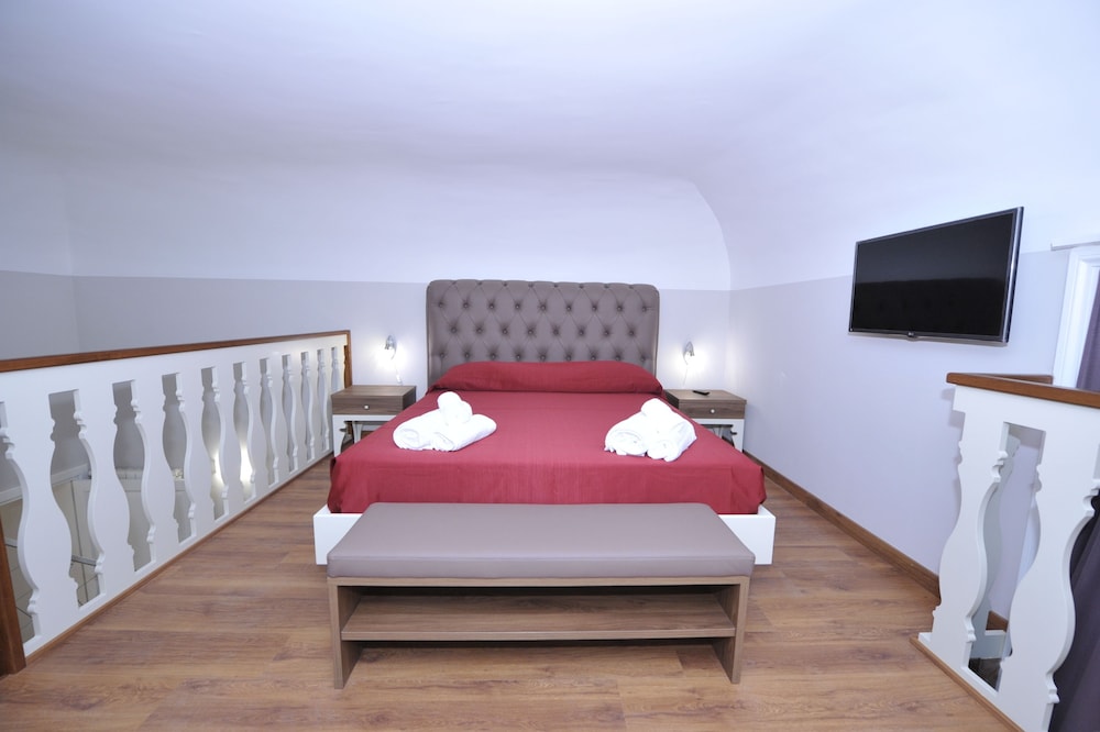 Palazzo Massari Rooms 10/26