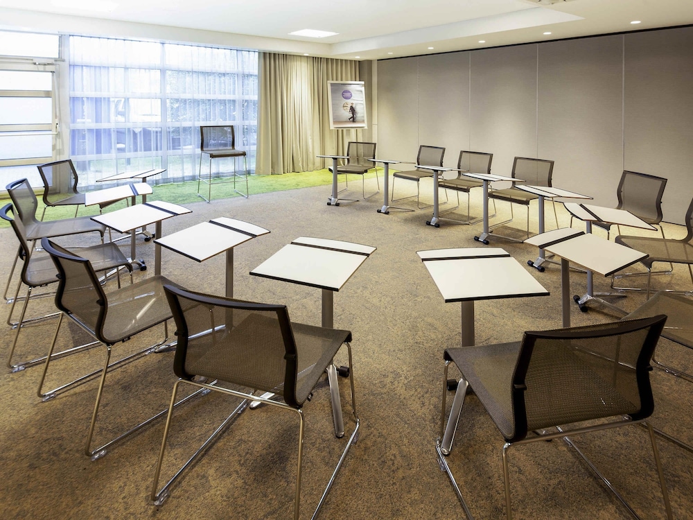 Novotel Clermont Ferrand 64/73