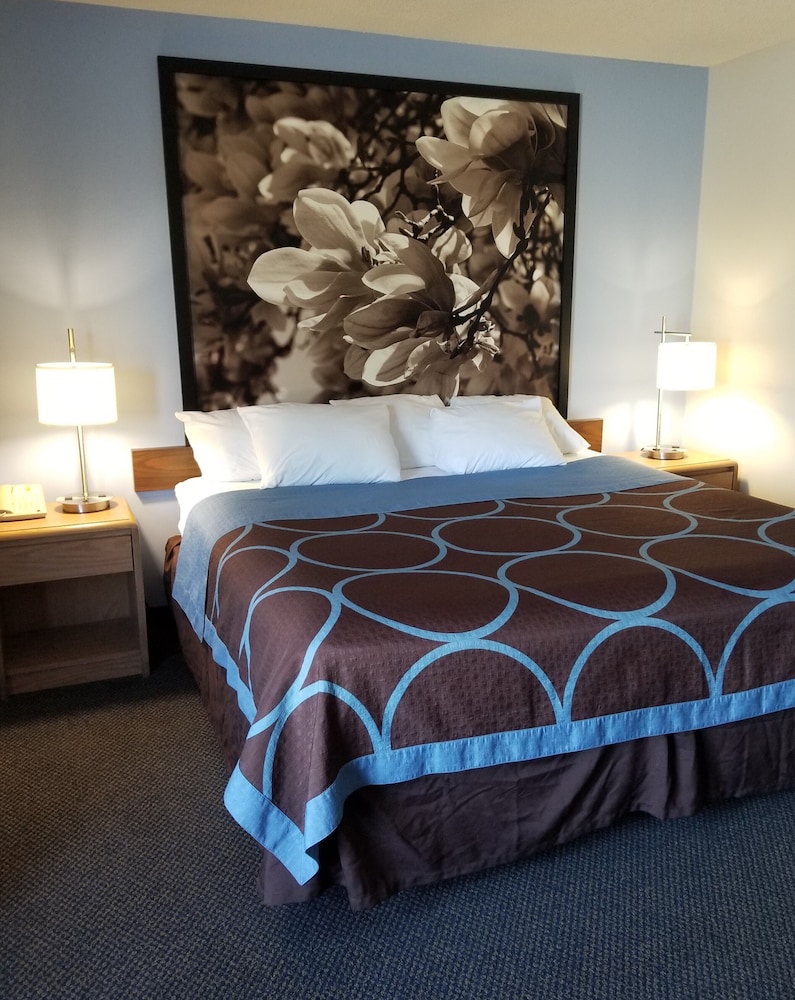 Super 8 By Wyndham Valdosta Conf Center Area 14/37