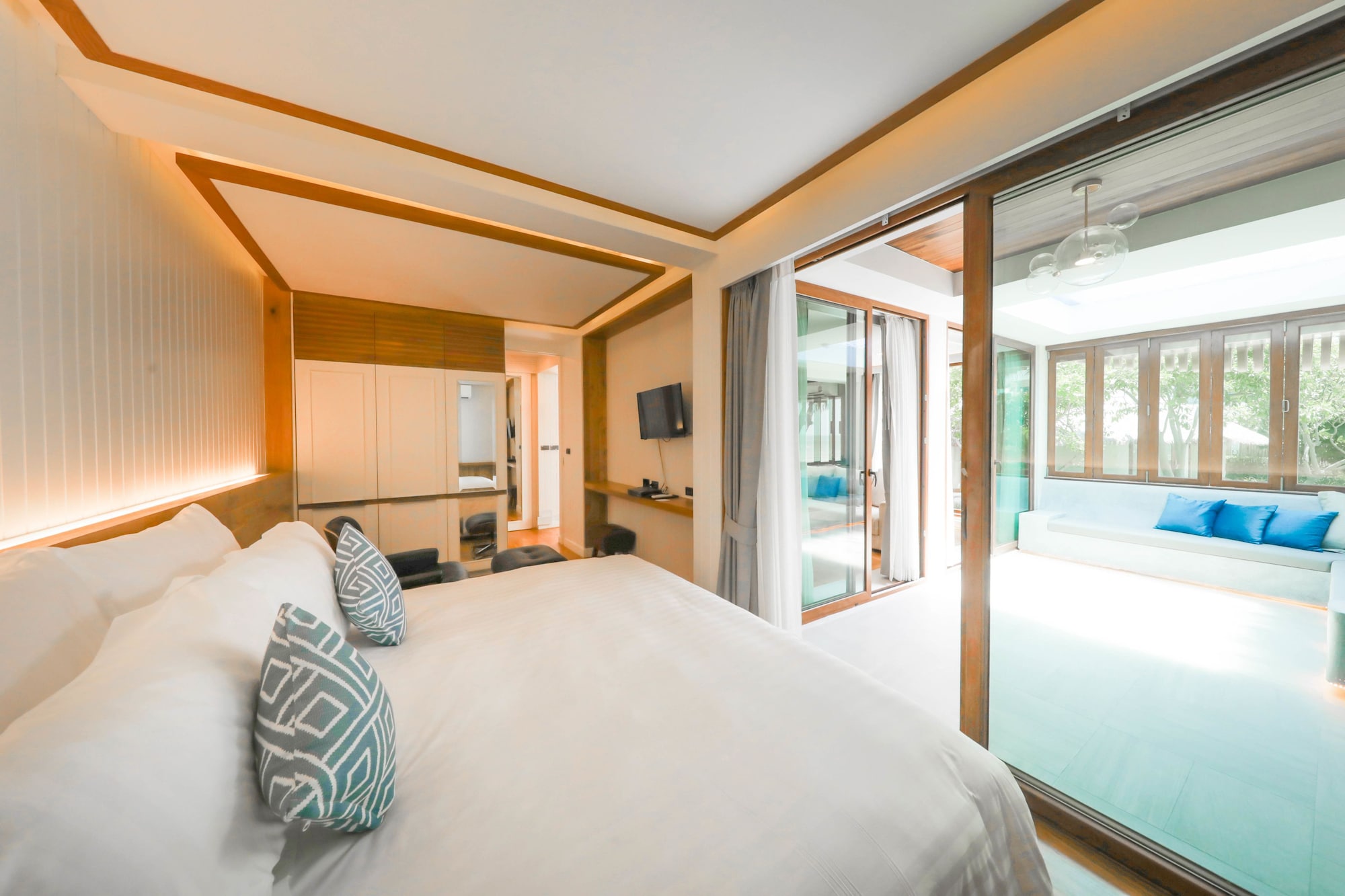 Skypool, Suite, King Bed