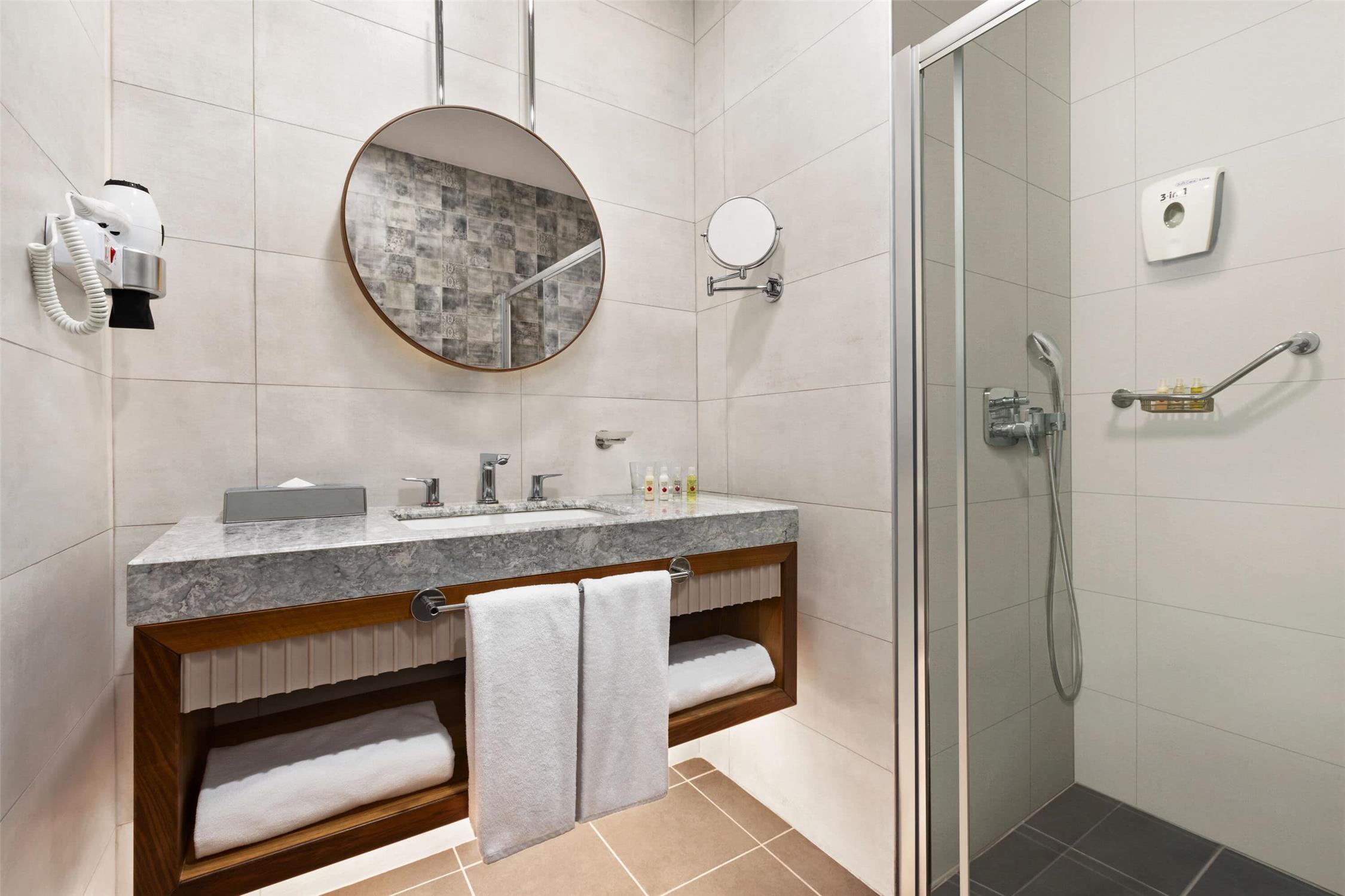 TRYP BY WYNDHAM ISTANBUL TOPKAPI 58/58