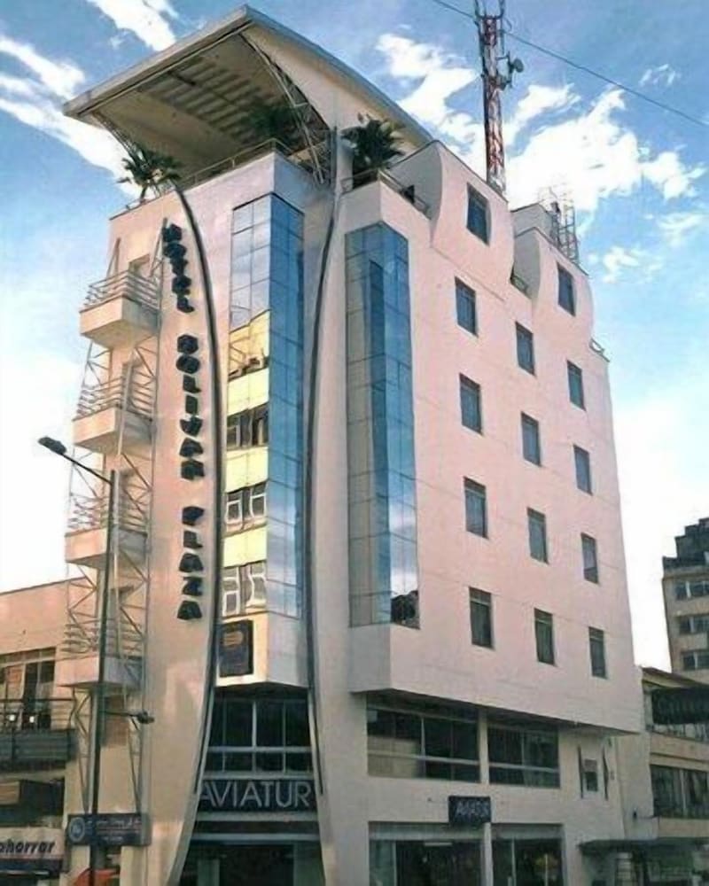 Hotel Bolivar Plaza 2/61
