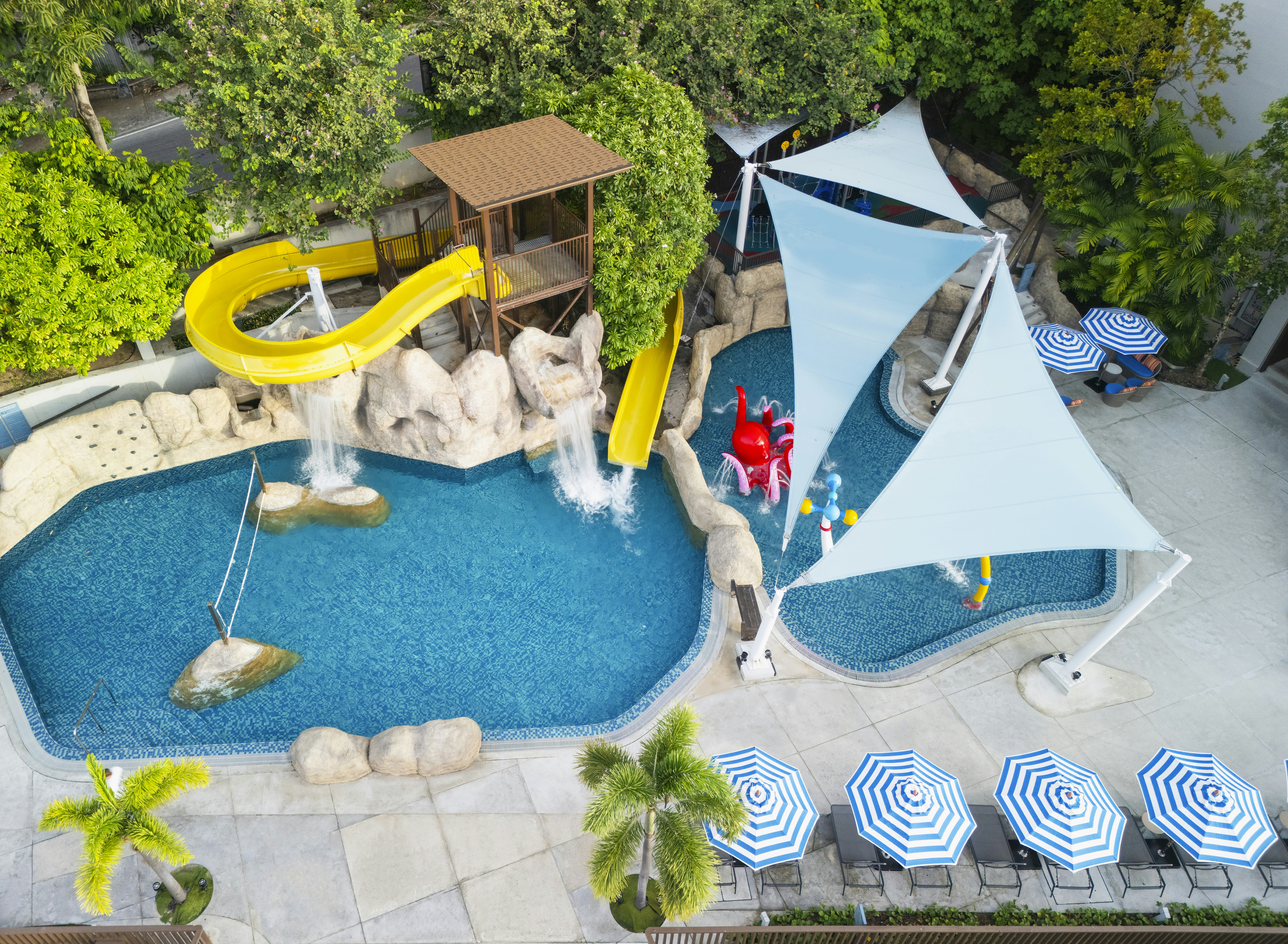 OZO Phuket 74/87