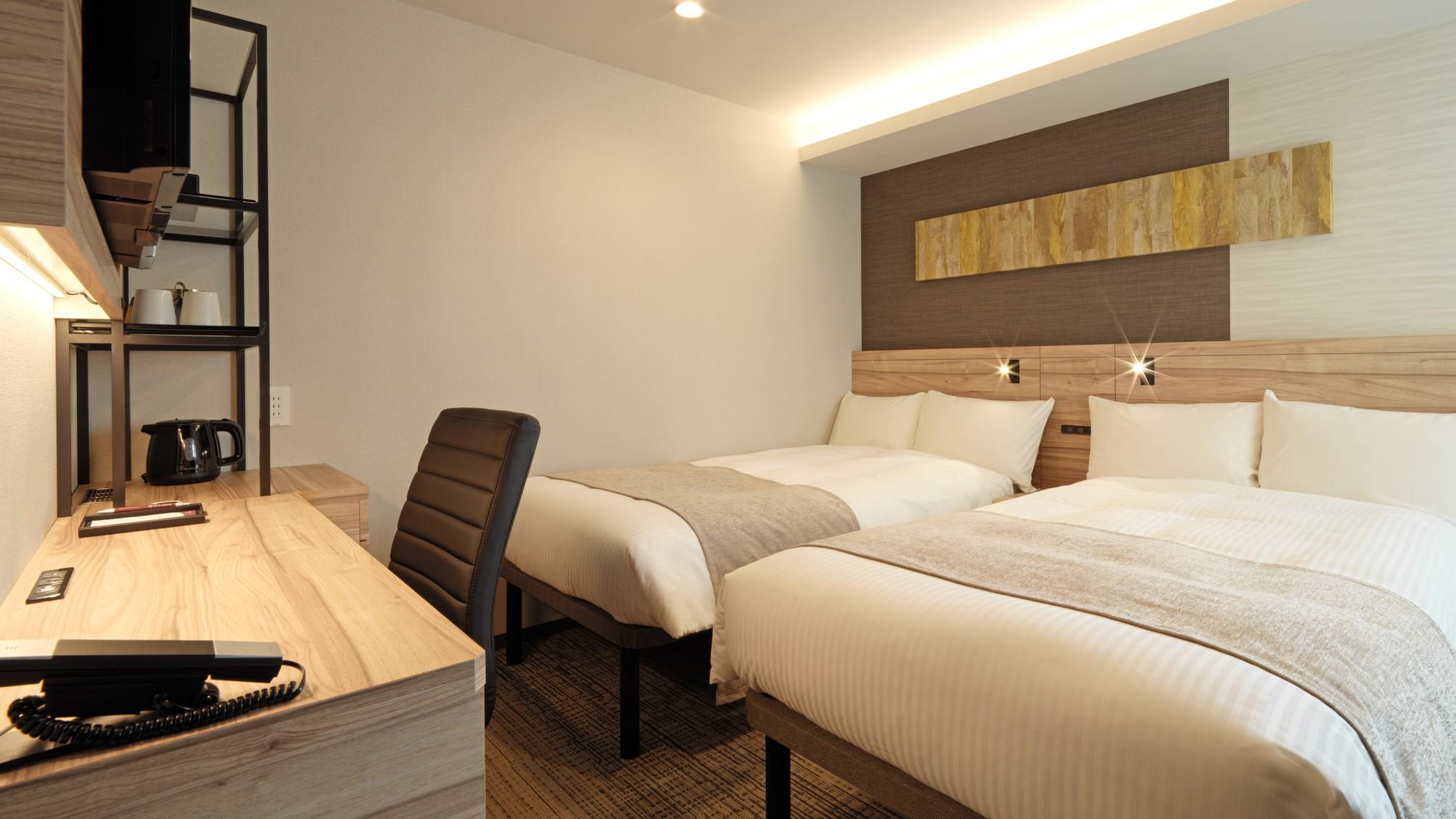 Tower, Standard, Twin Beds