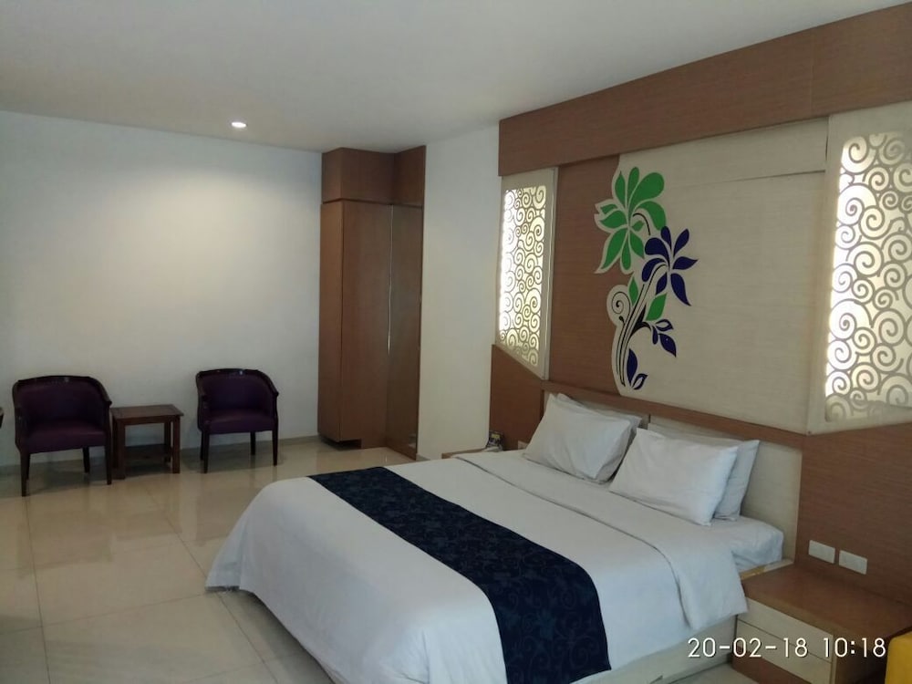 Hotel New Puri Garden Bandara Semarang 9/44