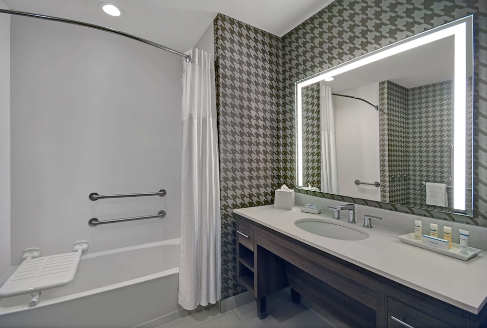 Home2 Suites by Hilton Houston Medical Center 9/52