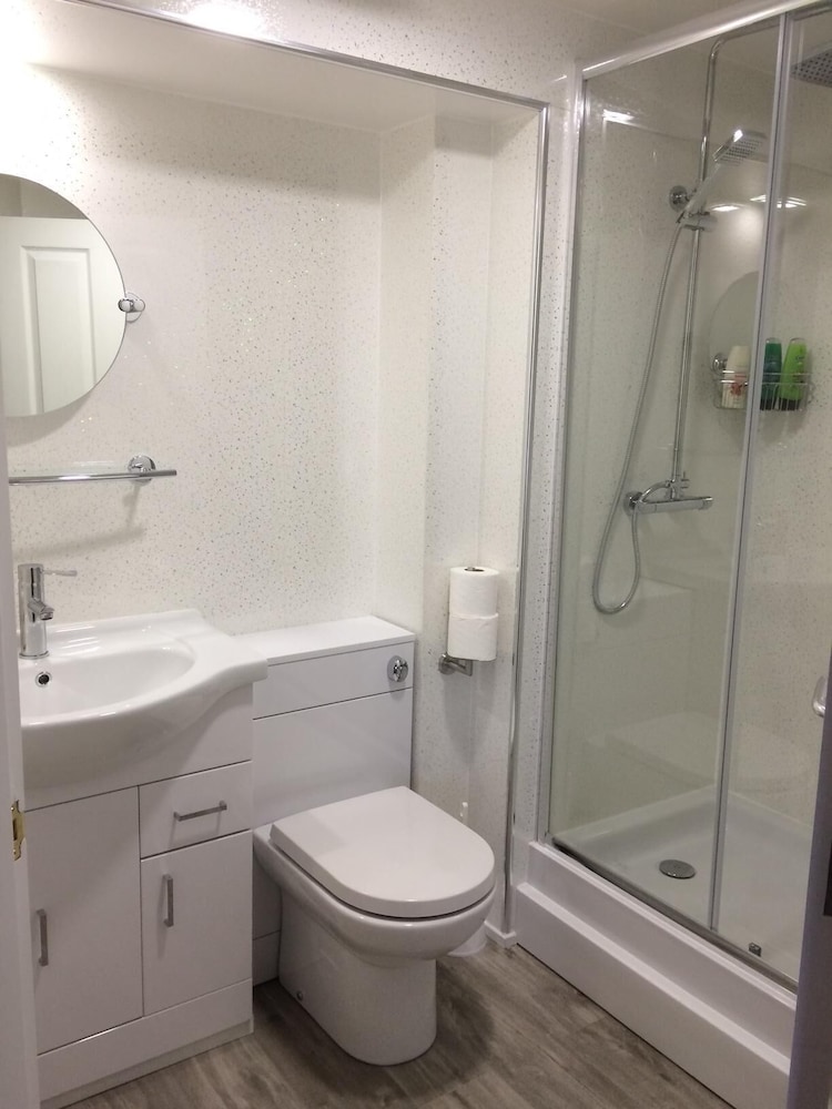 The Village Inn and Kirtle House B&amp;B 26/35