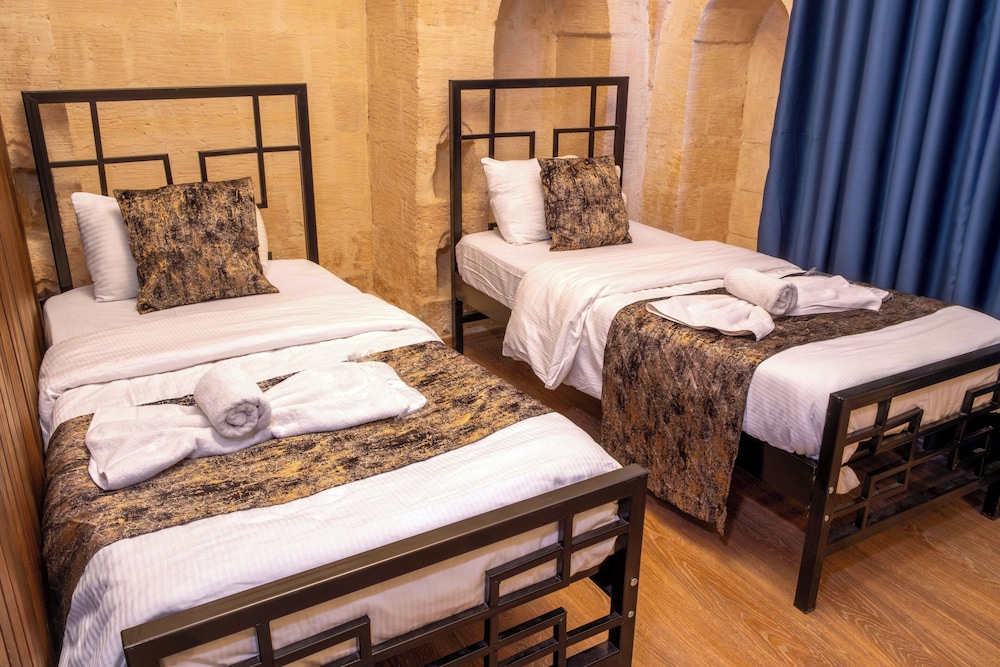 Kadim Otel 13/49