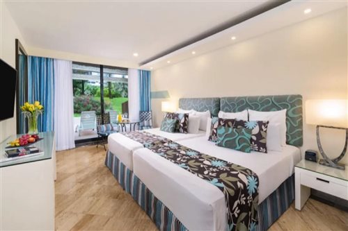 Room, Single, Double or Twin Bed