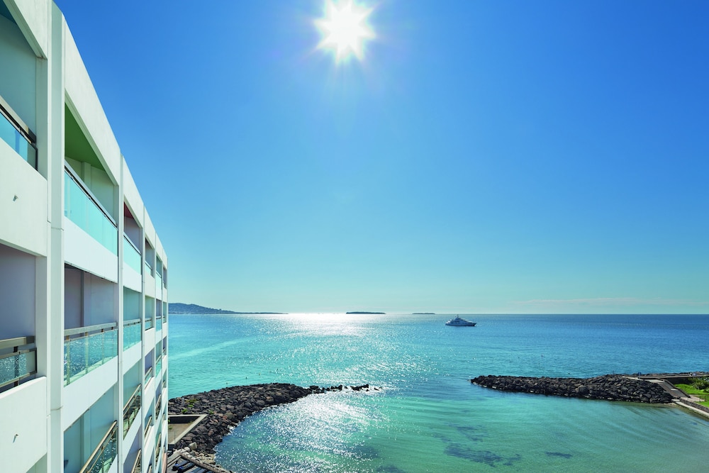 Pullman Cannes Mandelieu Royal Casino in MANDELIEU LA NAPOULE