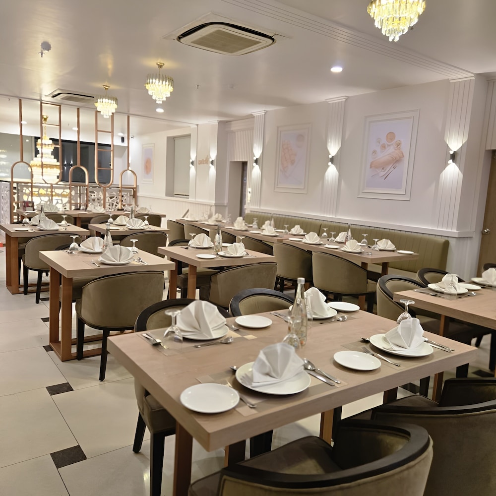 restaurant cafeteria