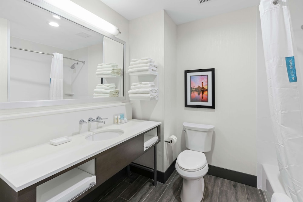 Hampton Inn & Suites Spokane Downtown-South 10/56