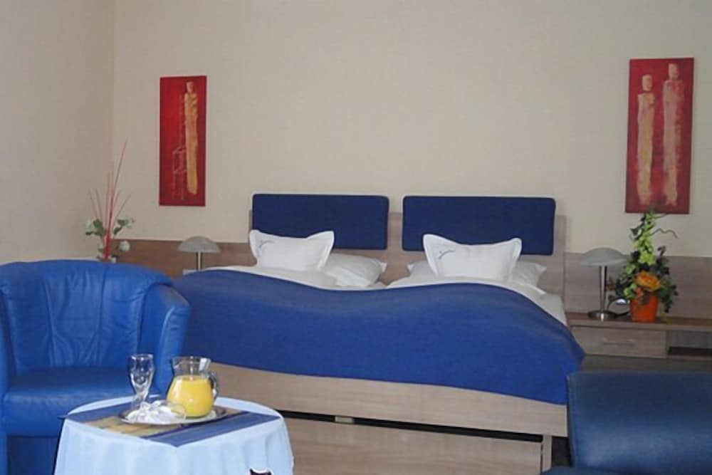 Ringhotel Lenauhof 15/50