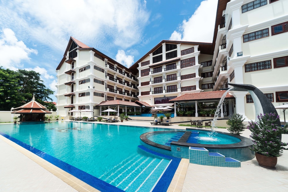 REGENCY ANGKOR HOTEL 6/50