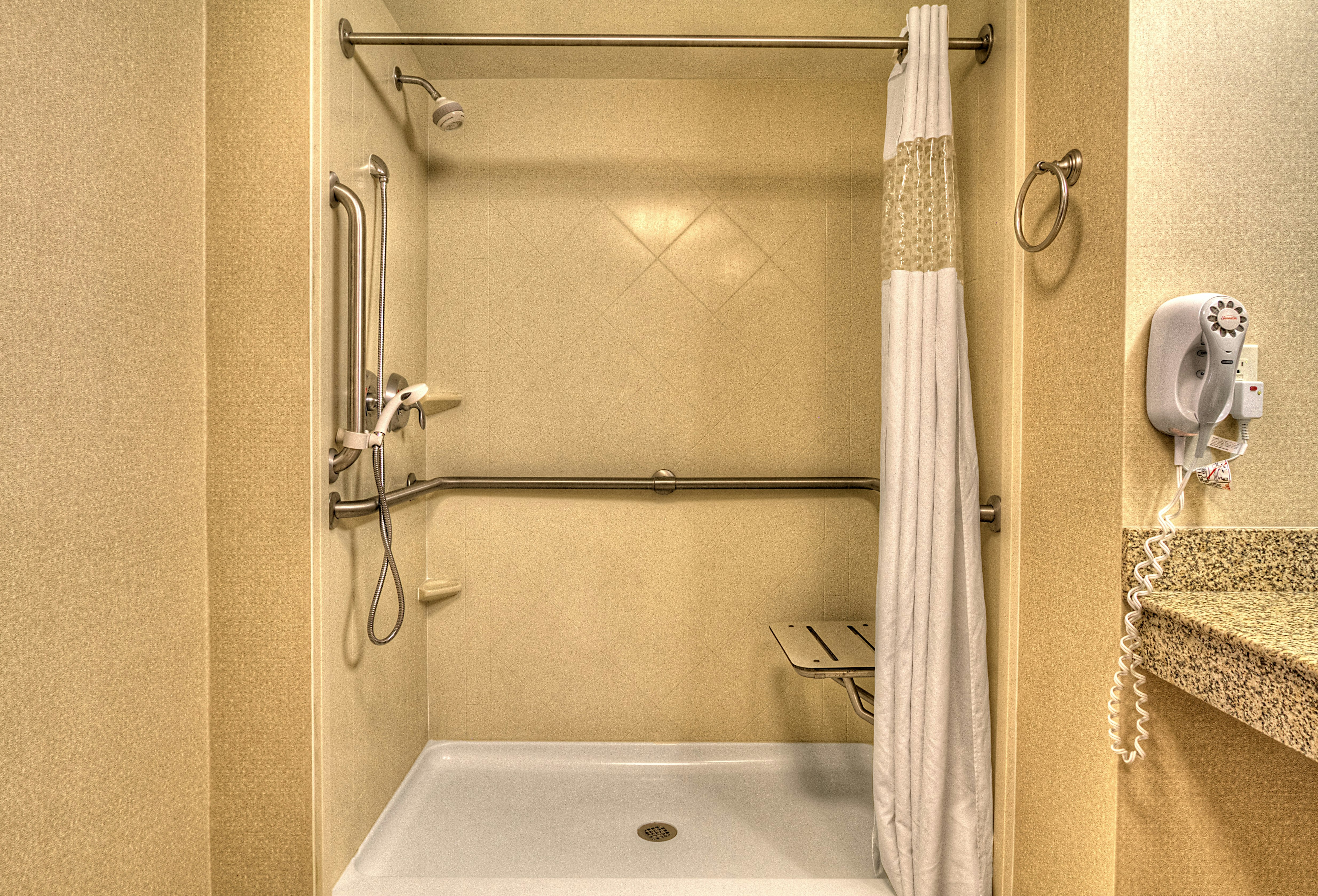 Hampton Inn Roanoke Rapids 45/45