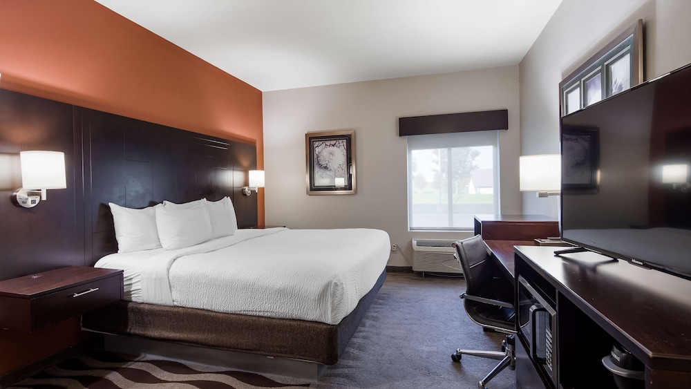 Best Western Plus Lee S Summit Hotel Suites 13/44