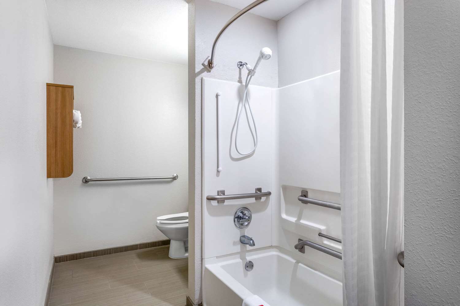 Microtel Inn And Suites Burlington 11/11