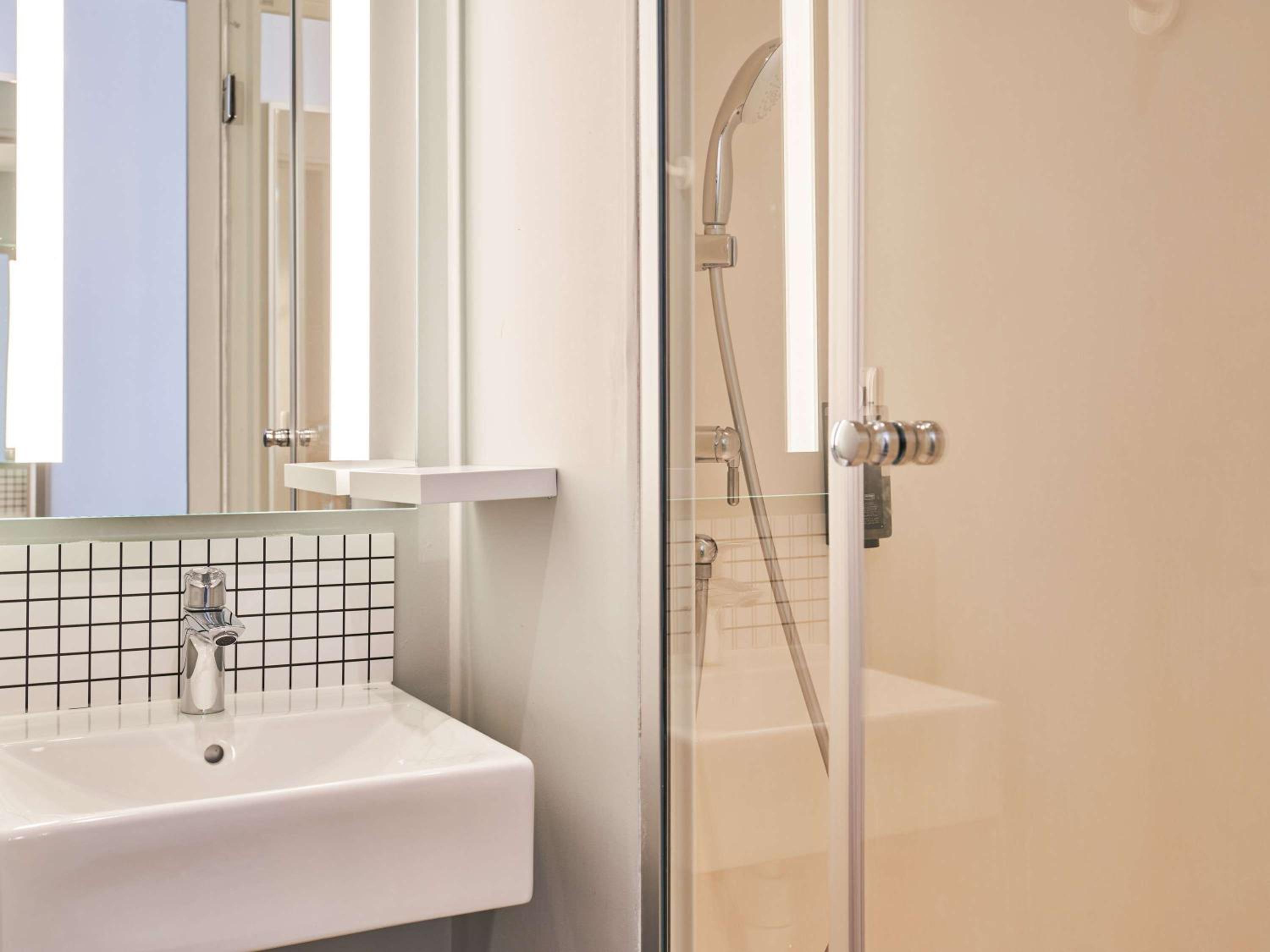 غرفة بسرير بطابقين وسرير كوين، IBIS BUDGET SAINT MAURICE 3/4