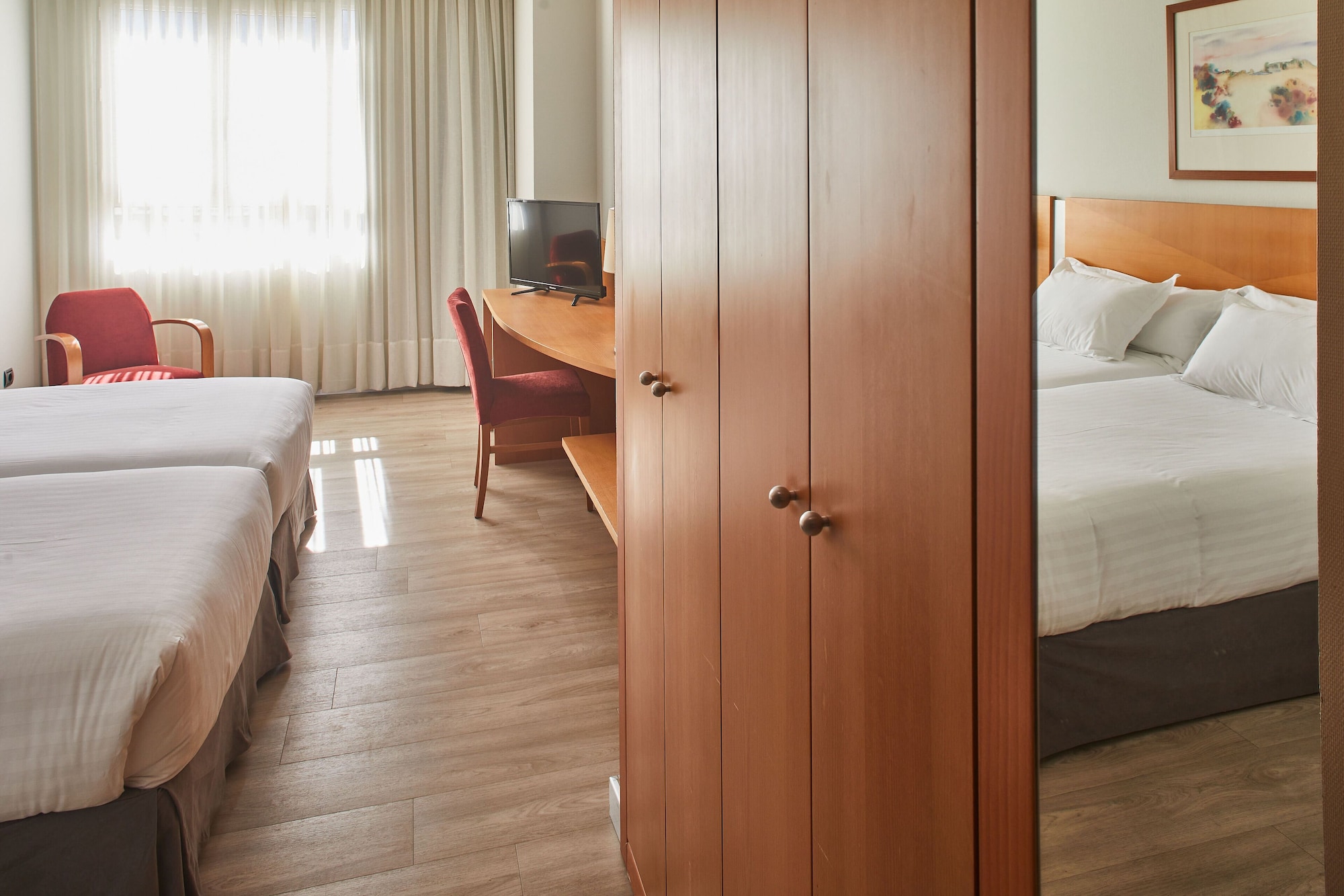 ROOM, DOUBLE BED, WITH EXTRA BED