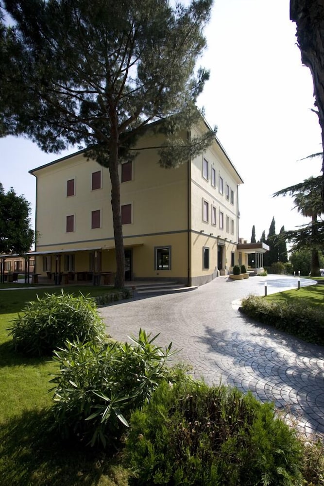 Domus Park Hotel 65/68