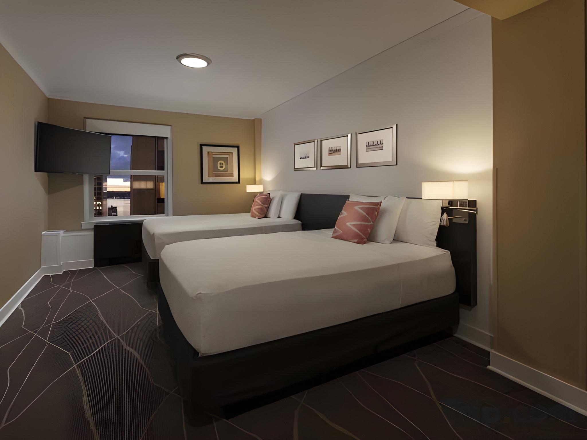 Deluxe, 2 Double Beds