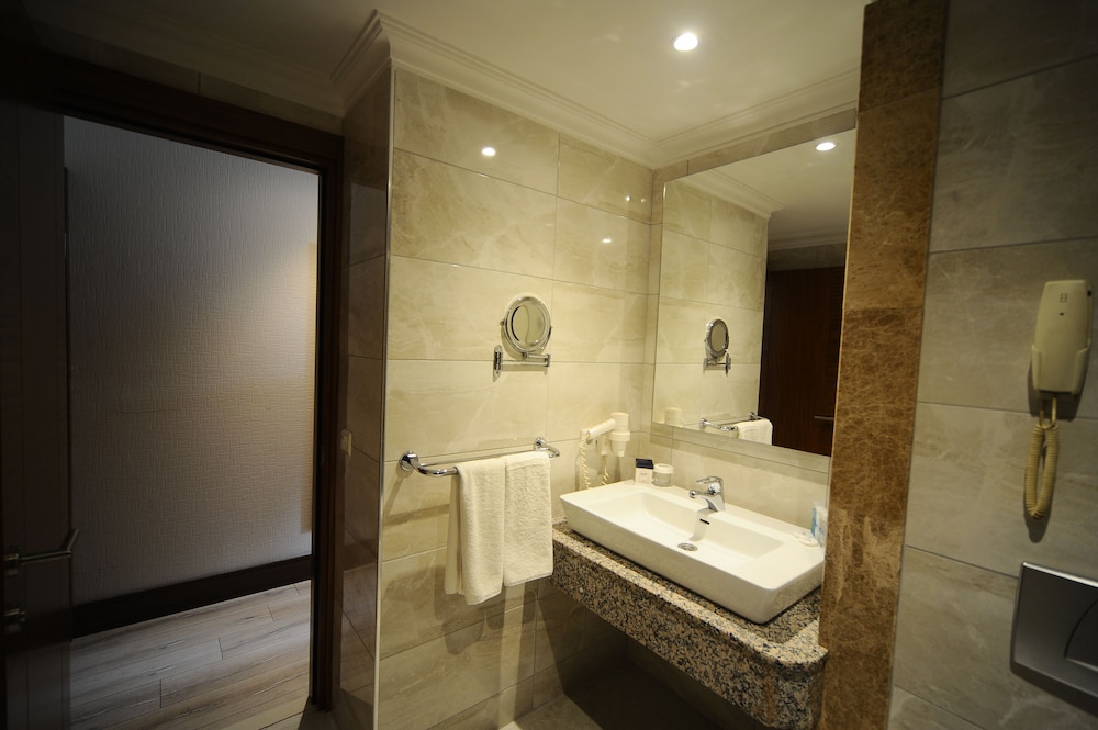 Elite Hotel Dragos 20/56