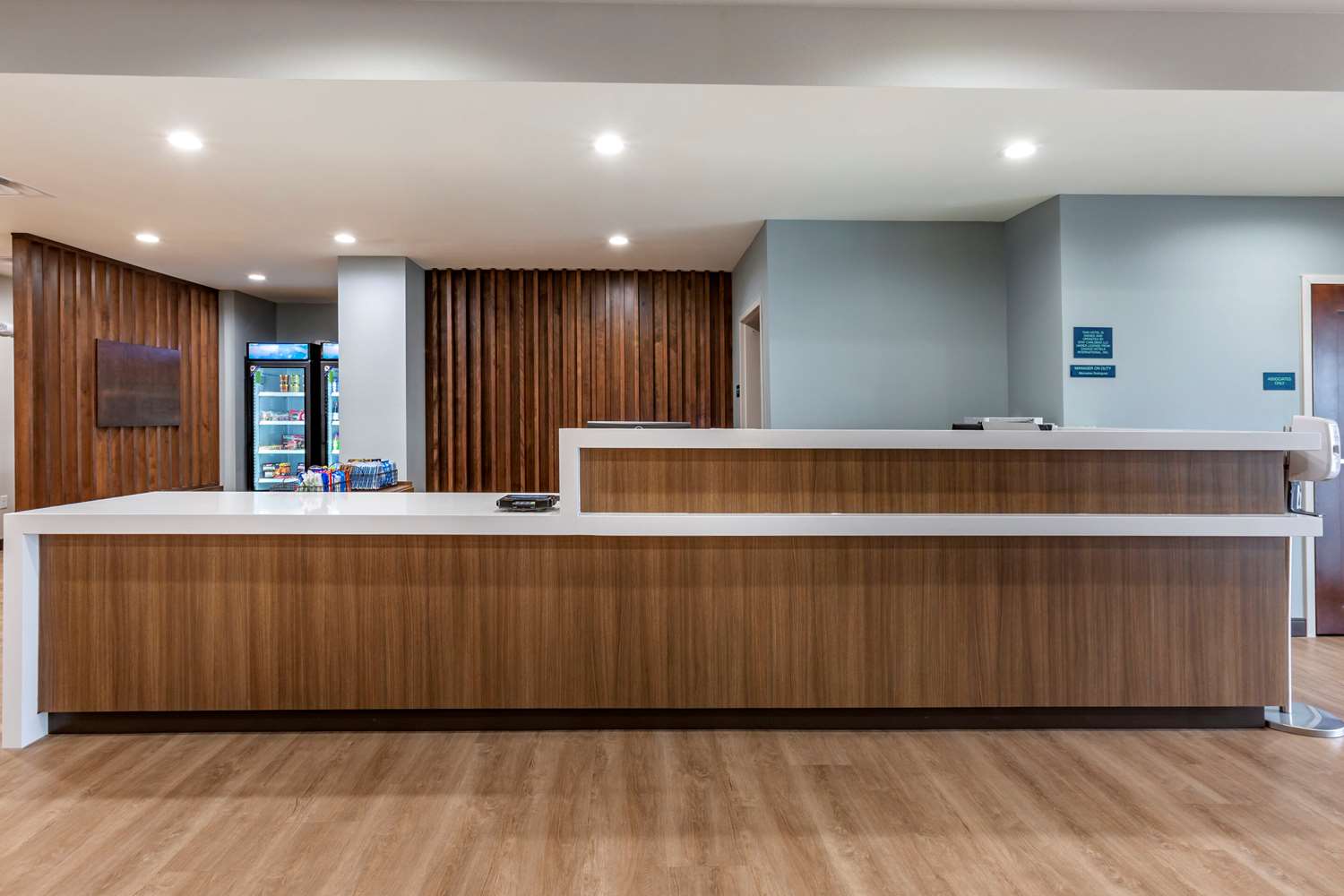 MainStay Suites Carlsbad South 2/13