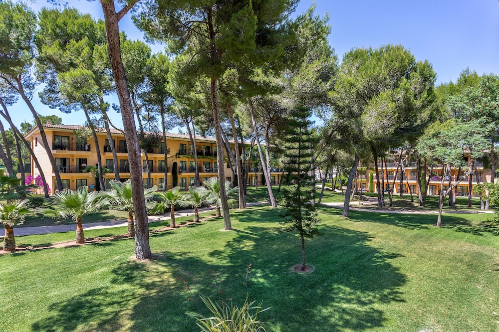Vell Mari Hotel and Resort 52/62