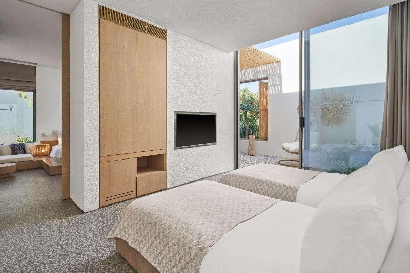 Olive, Standard, Single, Queen Bed