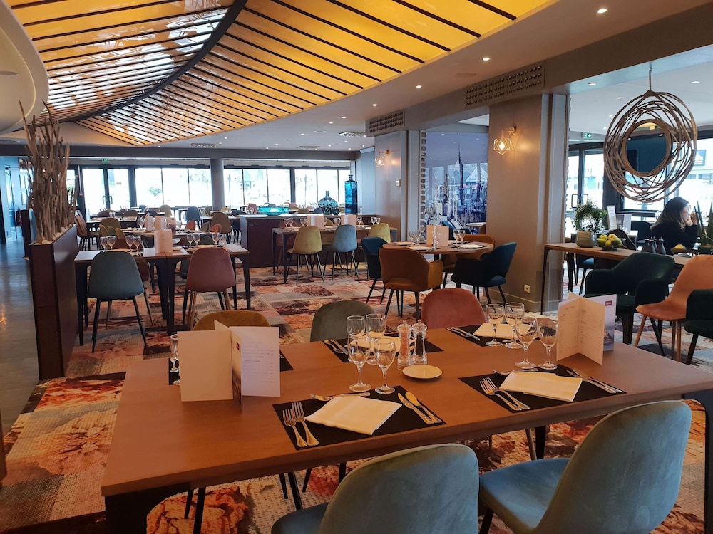 Mercure Mont Saint Michel 49/78