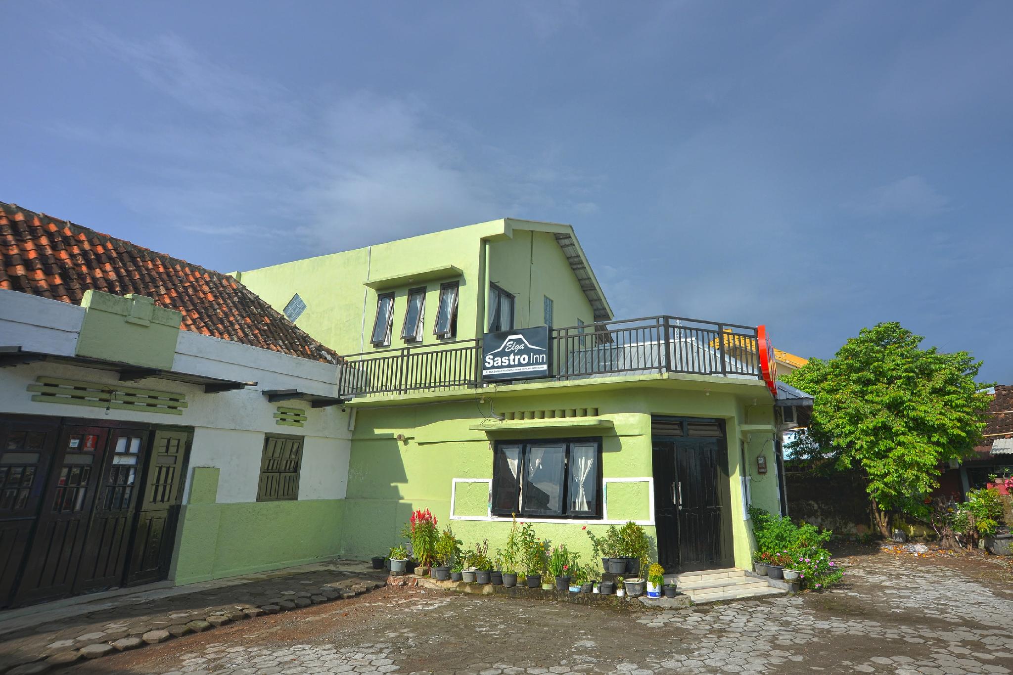 OYO 634 Elga Sastro Inn Syariah 1/24