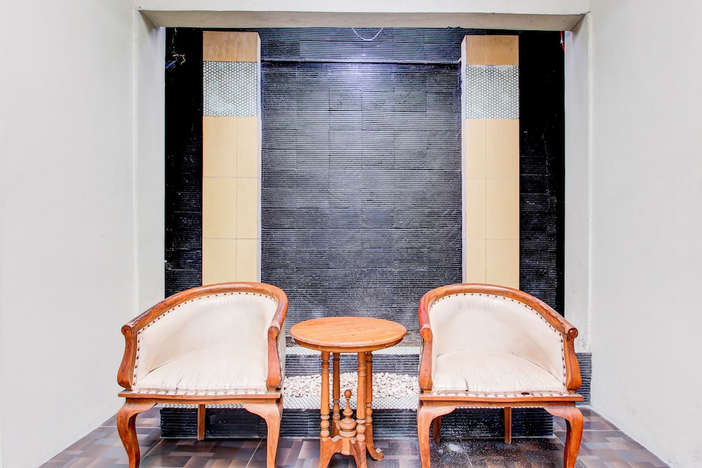 Hotel O Jalan Malioboro Near Stasiun Tugu Yogyakarta Formerly Hotel Baru 41/45