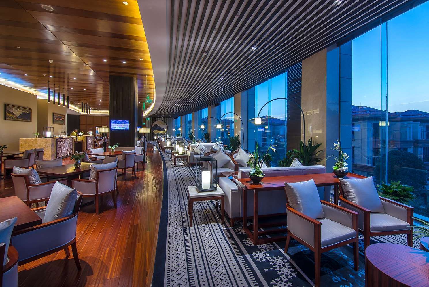 Howard Johnson by Wyndham Qunsheng Plaza Guizhou 17/26