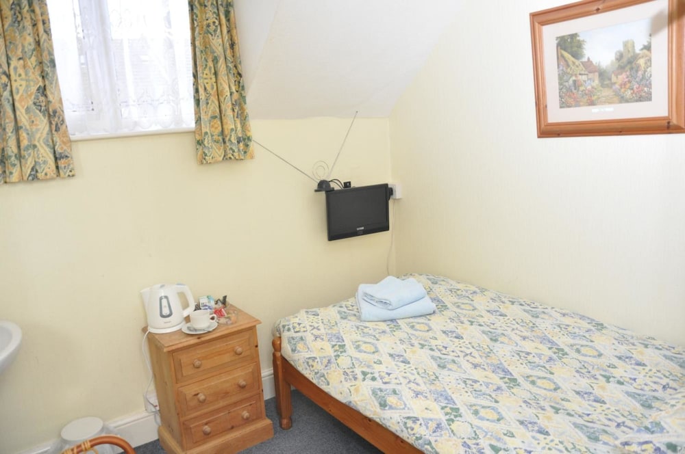 Chandos Guest House 13/32