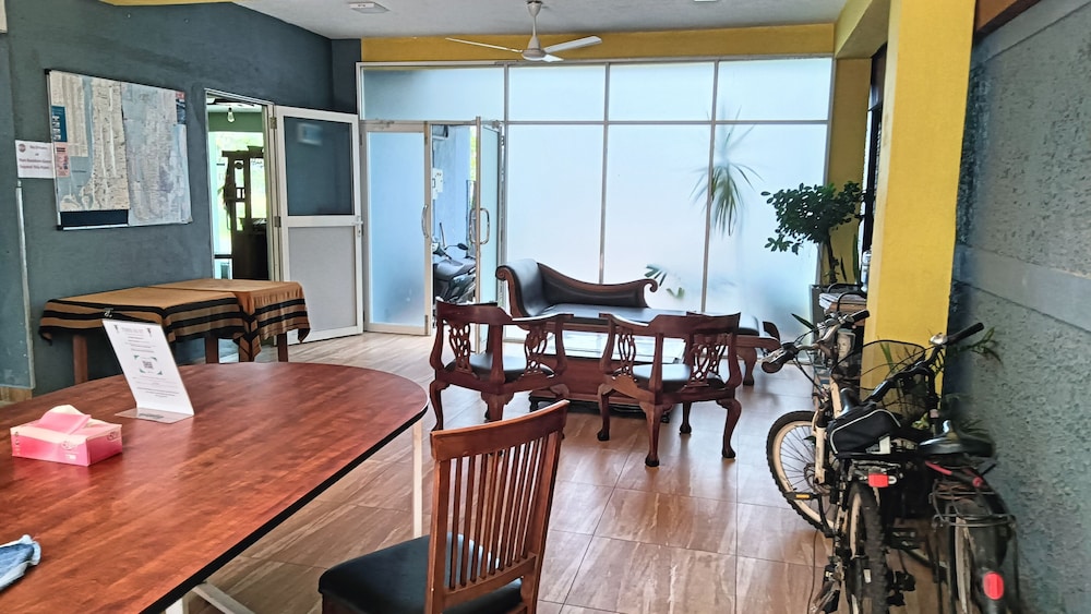 This Is It Guest House And Restaurant 34/50