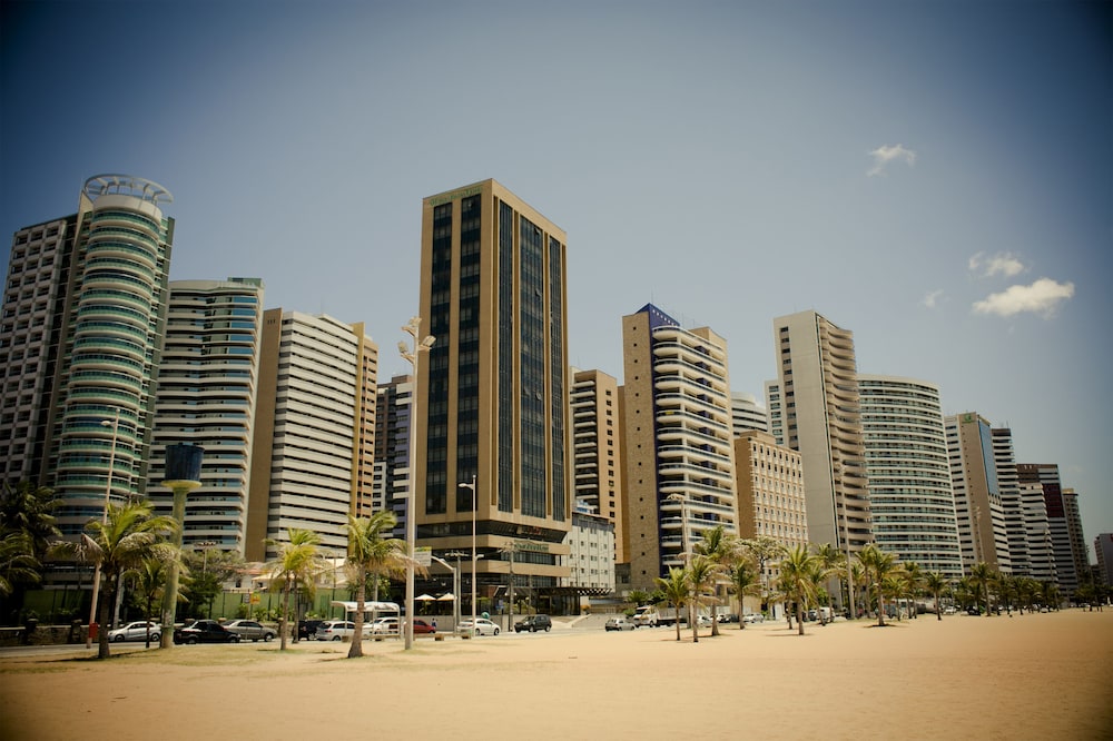 Magna Praia Hotel 44/46