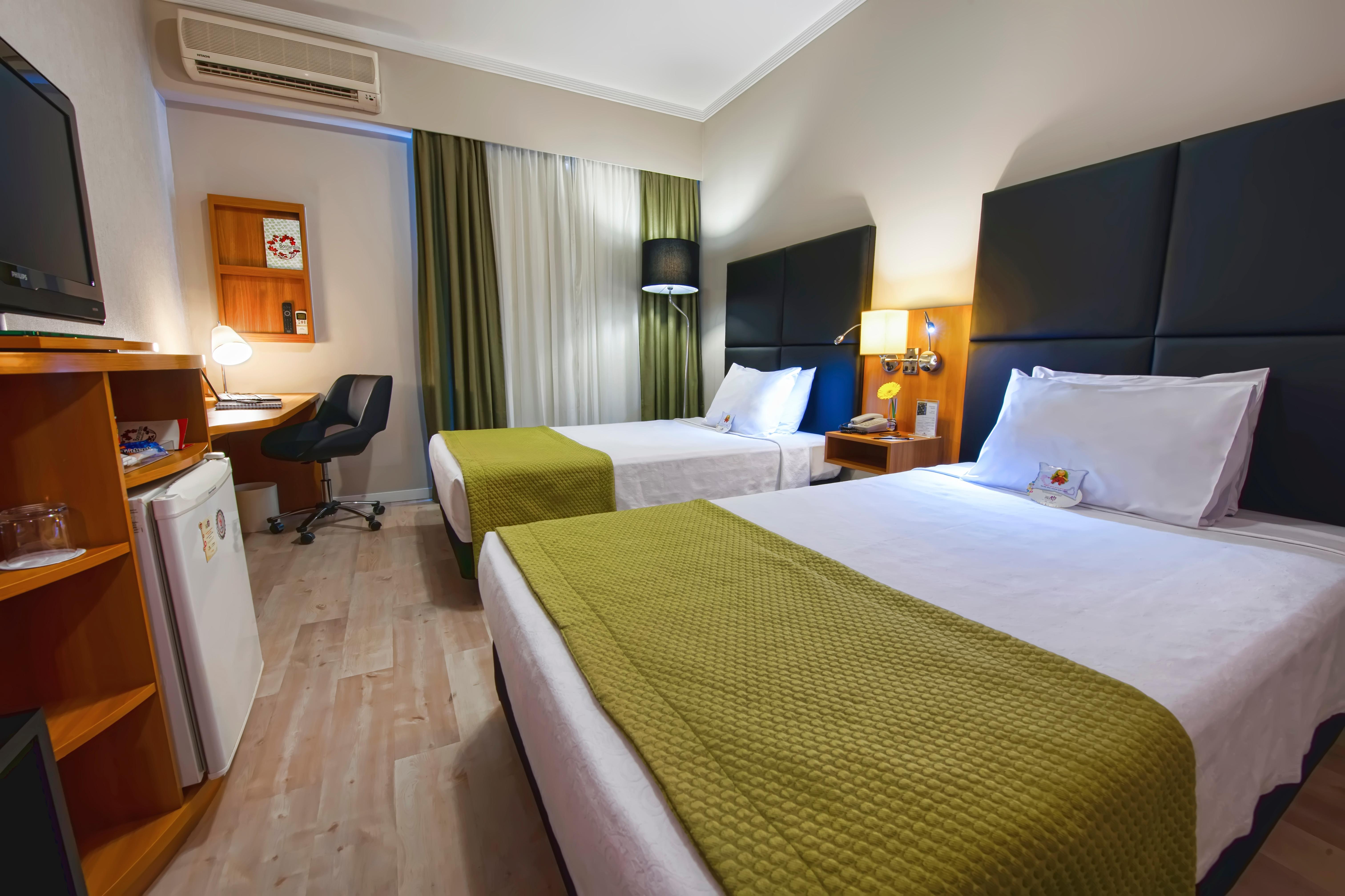 Deluxe, Double Bed